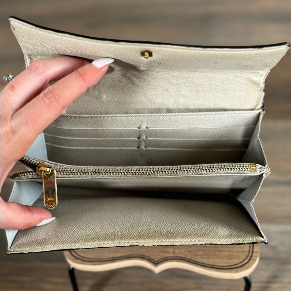 Louis Vuitton monogram embroidered wallet - Picture 5 of 7